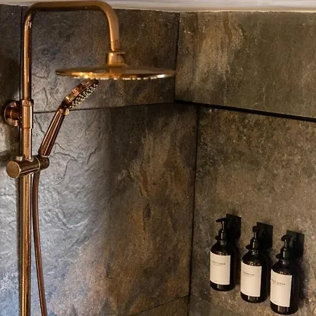 Estadía Con Estilo En El Centro Histórico En Apartamento *